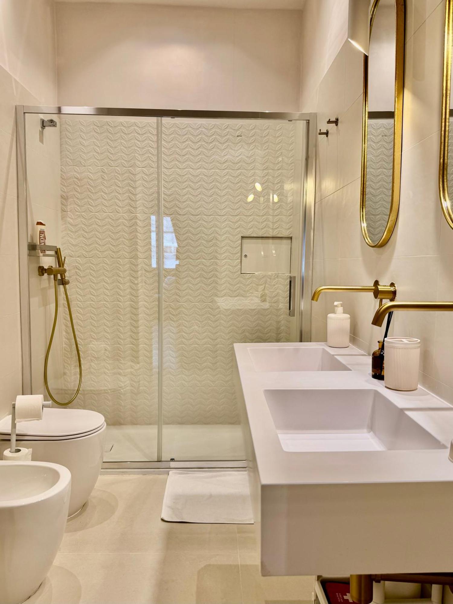Art N Shelter Apartament Bari Kültér fotó